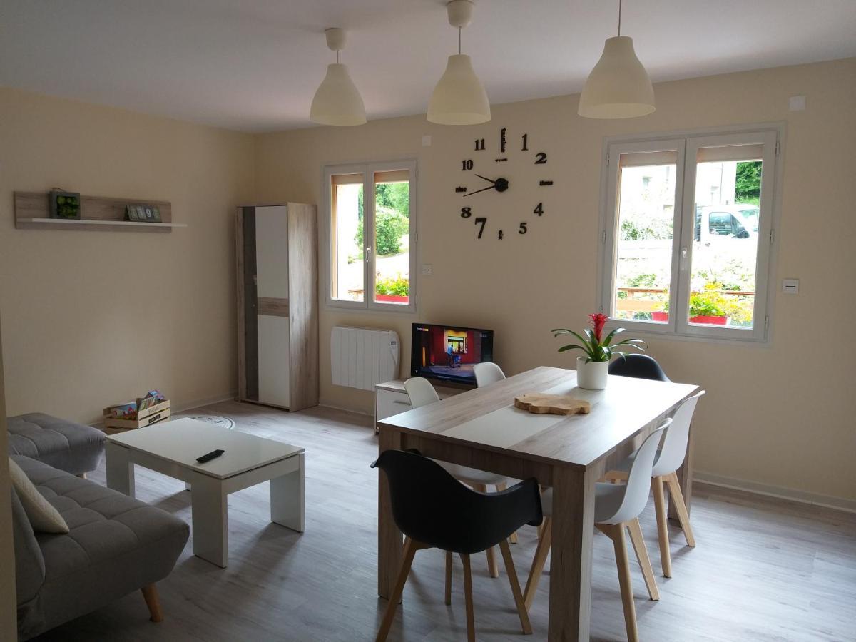 Appartamento Location A.M.I Bellegarde-sur-Valserine Esterno foto